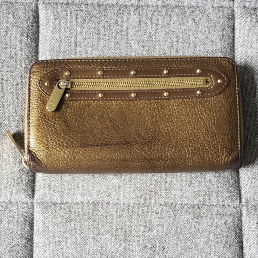 Authentic Louis Vuitton Suhali Long Zippy Metallic Leather Wallet